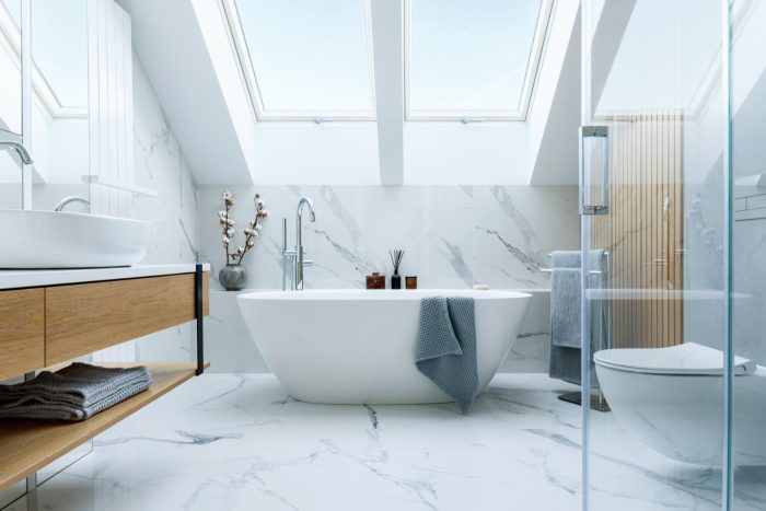 Fugenloses Badezimmer: Die besten Materialien und Designs entdecken 15 Badezimmer in Marmor