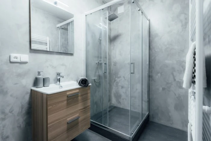 Duschwand Ideen - Die Alternative zur Duschkabine 21 Dusche mit Beton Ciré (Mikrozement) und Duschkabine