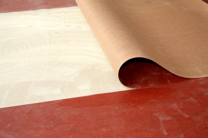 Linoleum im Badezimmer – Eigenschaften als Bodenbelag im Bad 8 Linoleum im Badezimmer verlegen