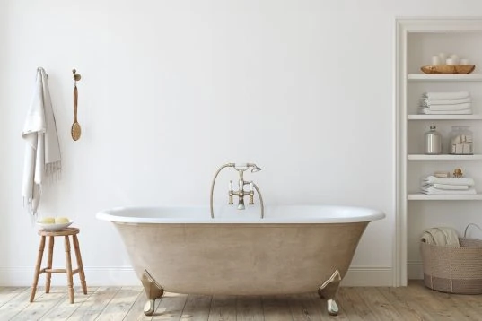 Badewanne-Maße: Welche Größe passt in Ihr Badezimmer? 12 Naturstein-Badewanne