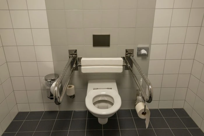 Behinderten-WC: Maße, DIN-Norm & Tipps 7 Modernes behindertengerechtes WC