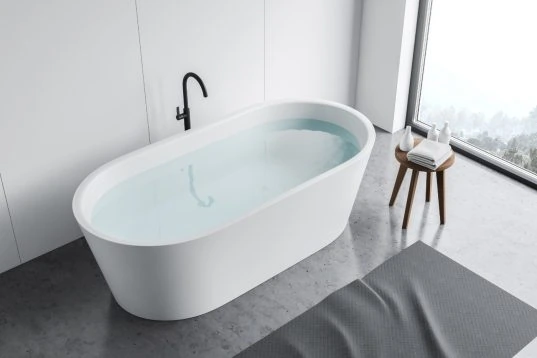 Wie viel Liter passen in eine Badewanne? So viel Wasser benötigen Sie! 8 Rechteckbadewanne