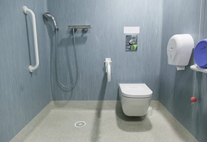 Seniorengerechtes WC in blau