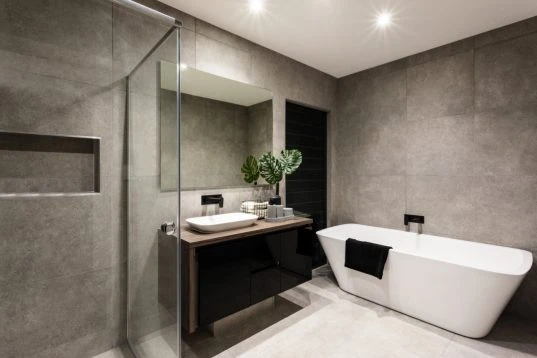 Bad im Keller: Ideen & Tipps und schicke Gestaltungsmöglichkeiten 11 Walk-In-Dusche und Badewanne