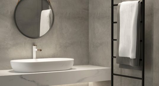 Fugenloses Badezimmer: Die besten Materialien und Designs entdecken 23 Waschtisch mit Beton Ciré Wänden