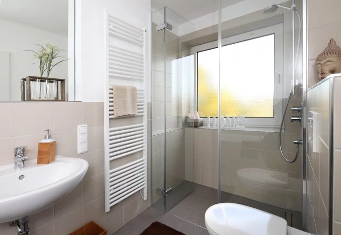 Gäste WC - kleine Räume, Große Wirkung: 7 Ideen 9 kleines Badezimmer in klassischem Design